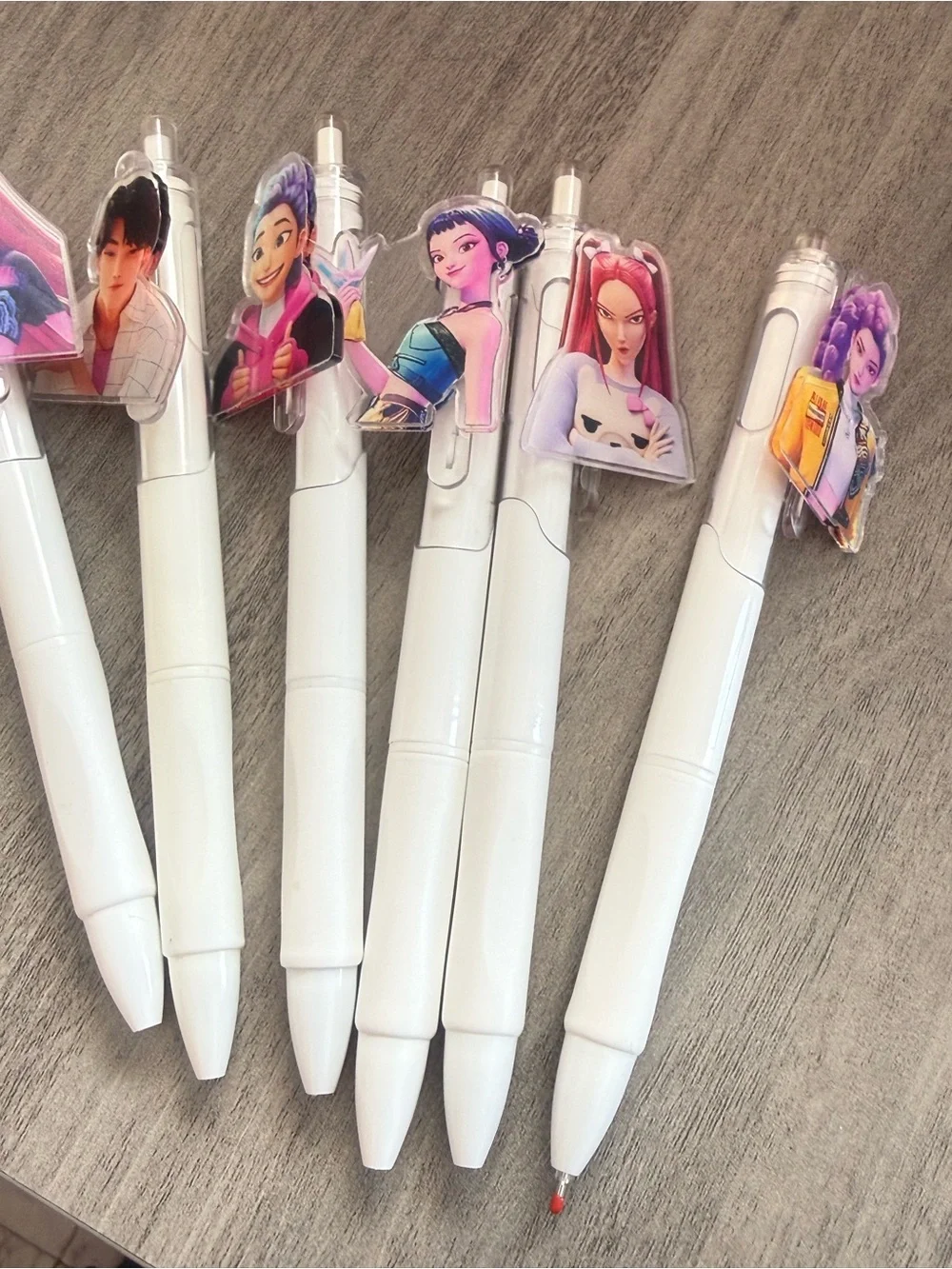K-pop pens